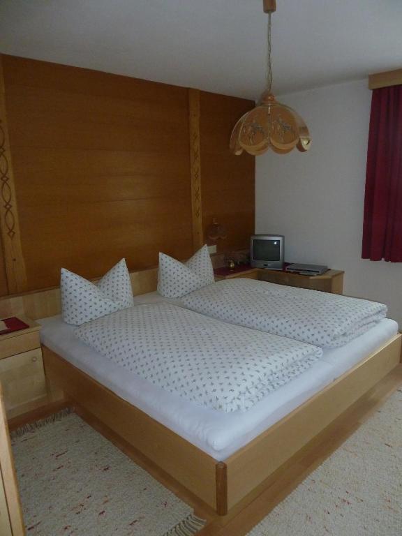 Pension Holzmann Leutasch Cameră foto